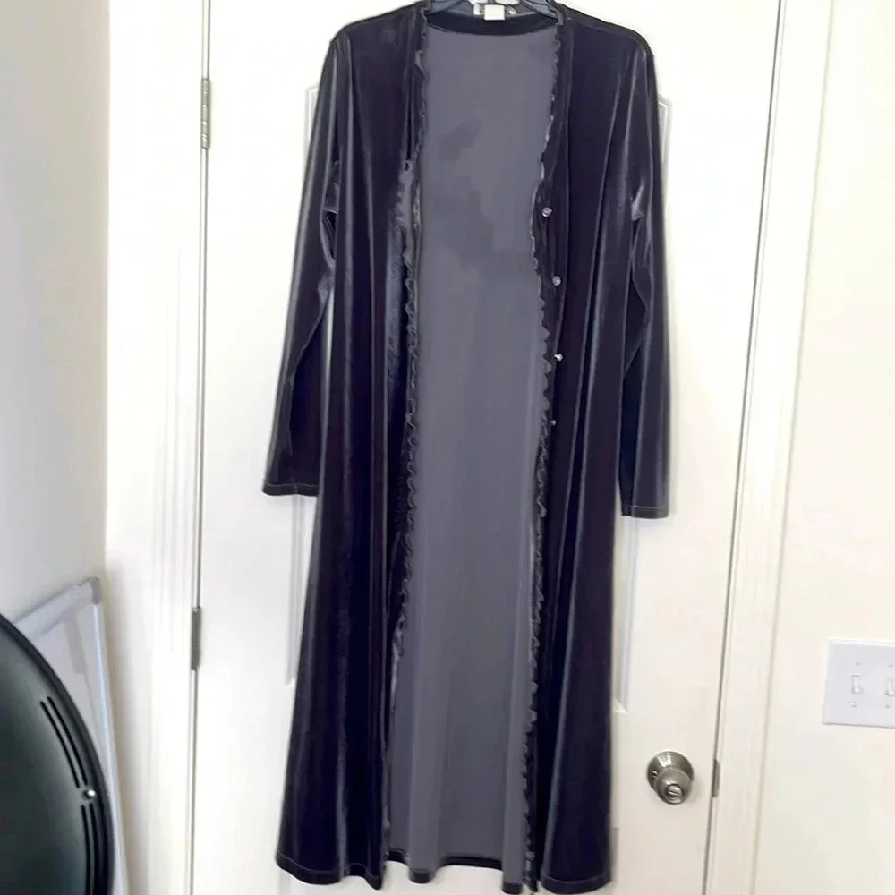 Diane M 2 Piece Velour Nightgown w/Pants Set - Size Small - Picture 6 of 7